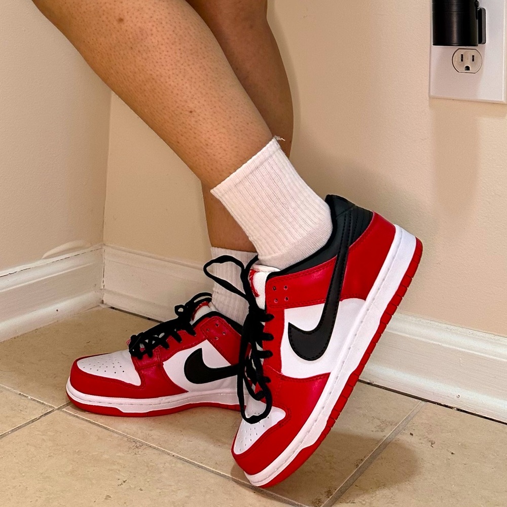 2020 Dunk Low SB 'J-Pack Chicago’ Women Size 8